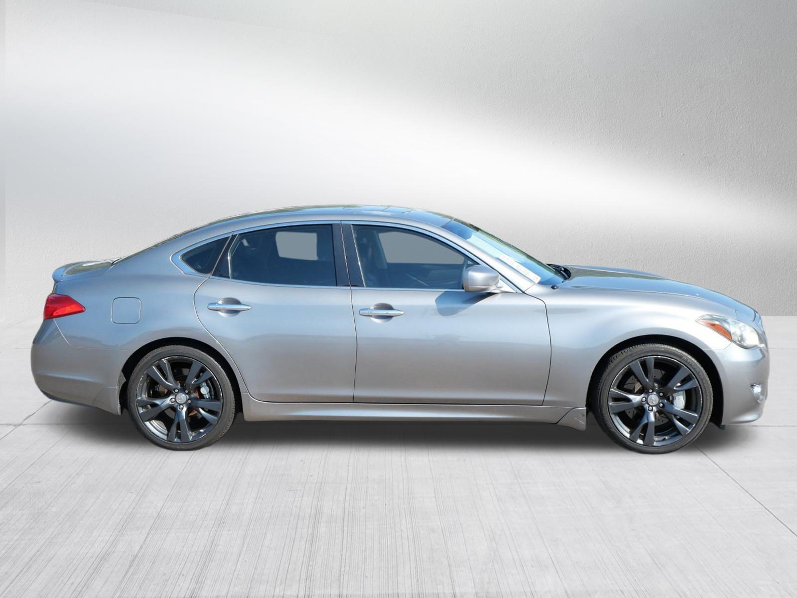 Used 2012 INFINITI M37 w/ Sport Pkg RWD image 8