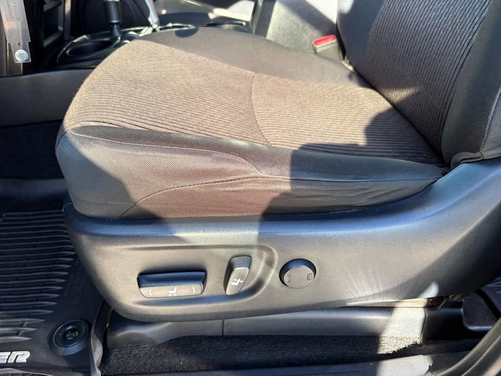 Used 2019 Toyota 4Runner TRD Off-Road image 28