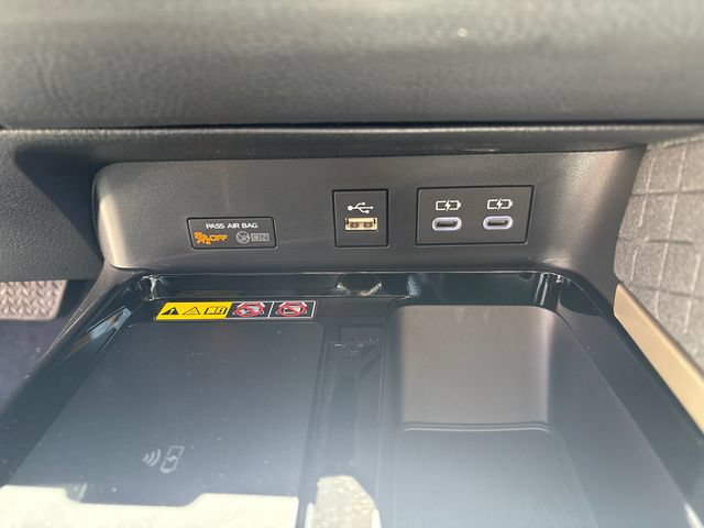 New 2026 Toyota Camry XLE w/ Premium Package AWD/4WD image 23