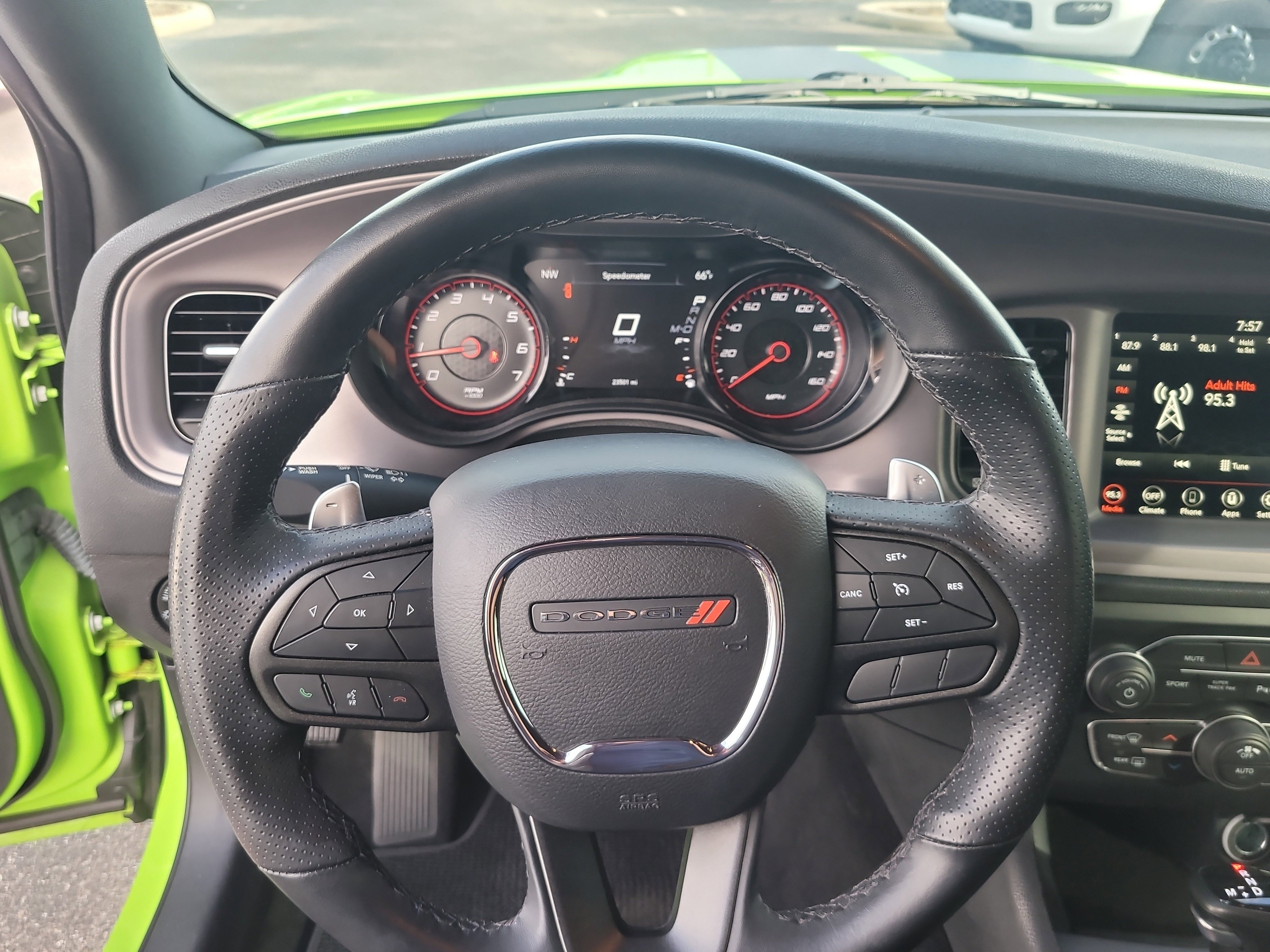 Used 2023 Dodge Charger R/T w/ Harman/Kardon Audio Group image 24