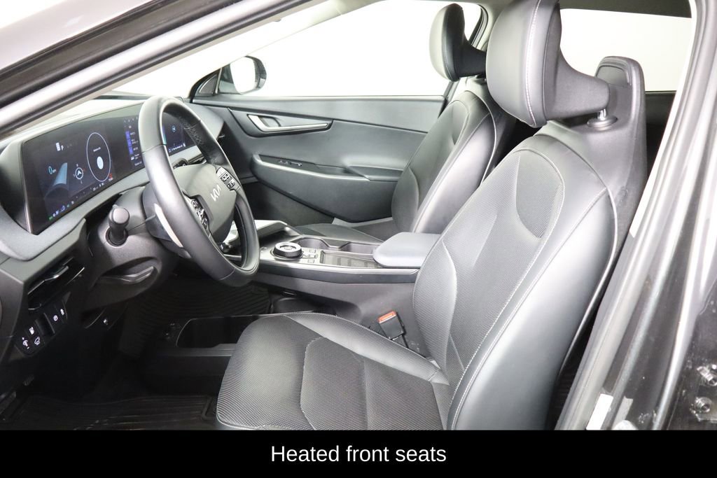 Used 2022 Kia EV6 Wind image 16