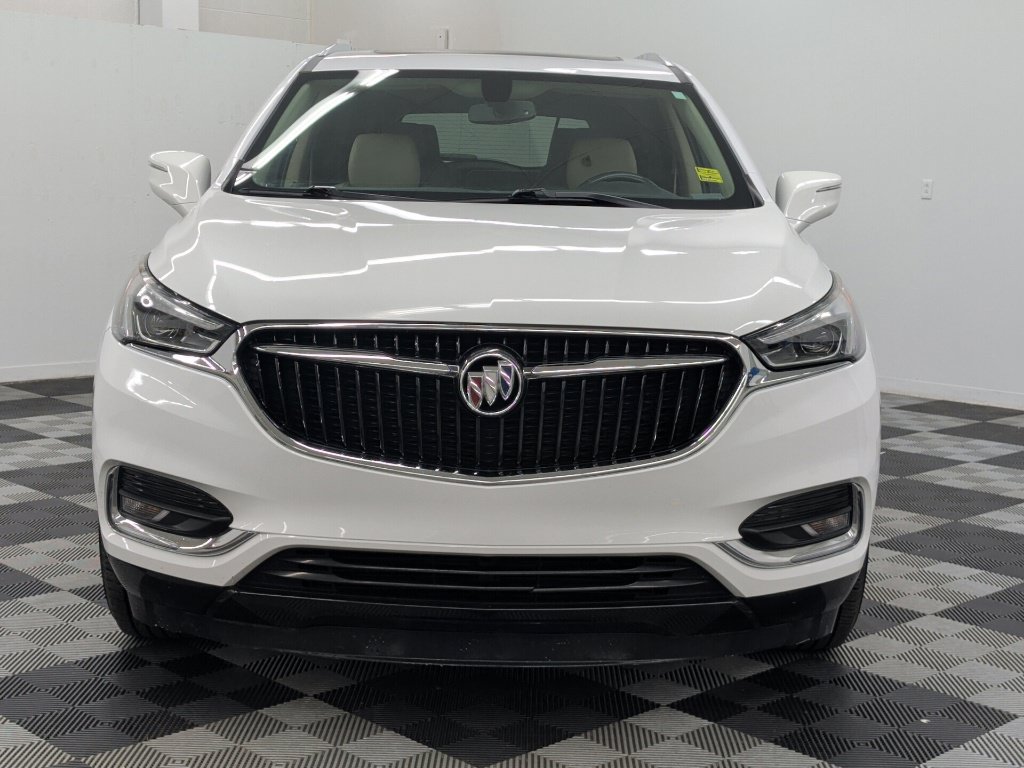 Used 2019 Buick Enclave Essence FWD image 2
