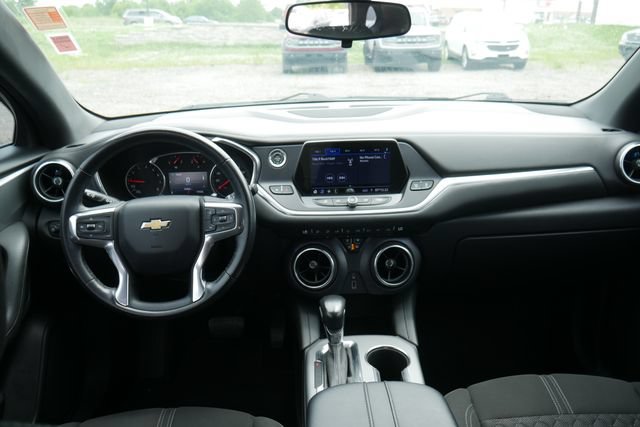 Used 2020 Chevrolet Blazer L FWD image 4