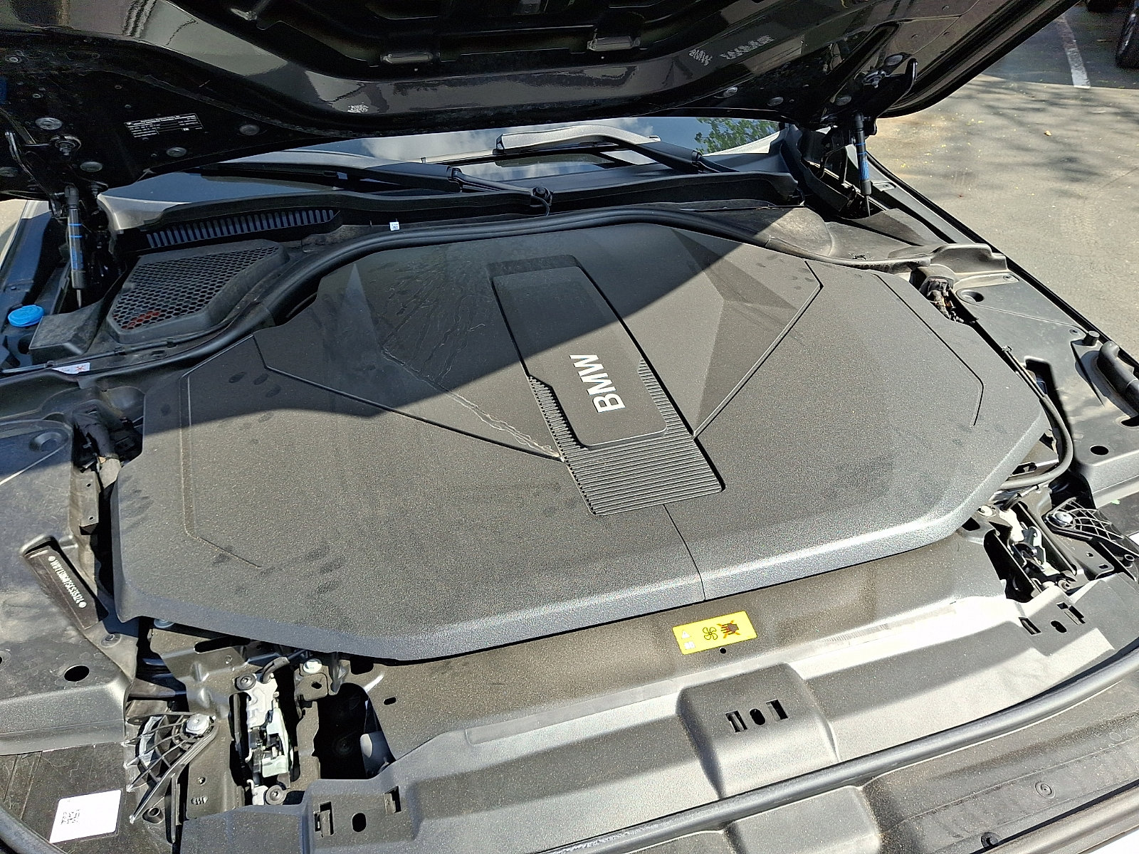 Used 2025 BMW i5 xDrive40 w/ Premium Package AWD/4WD image 28