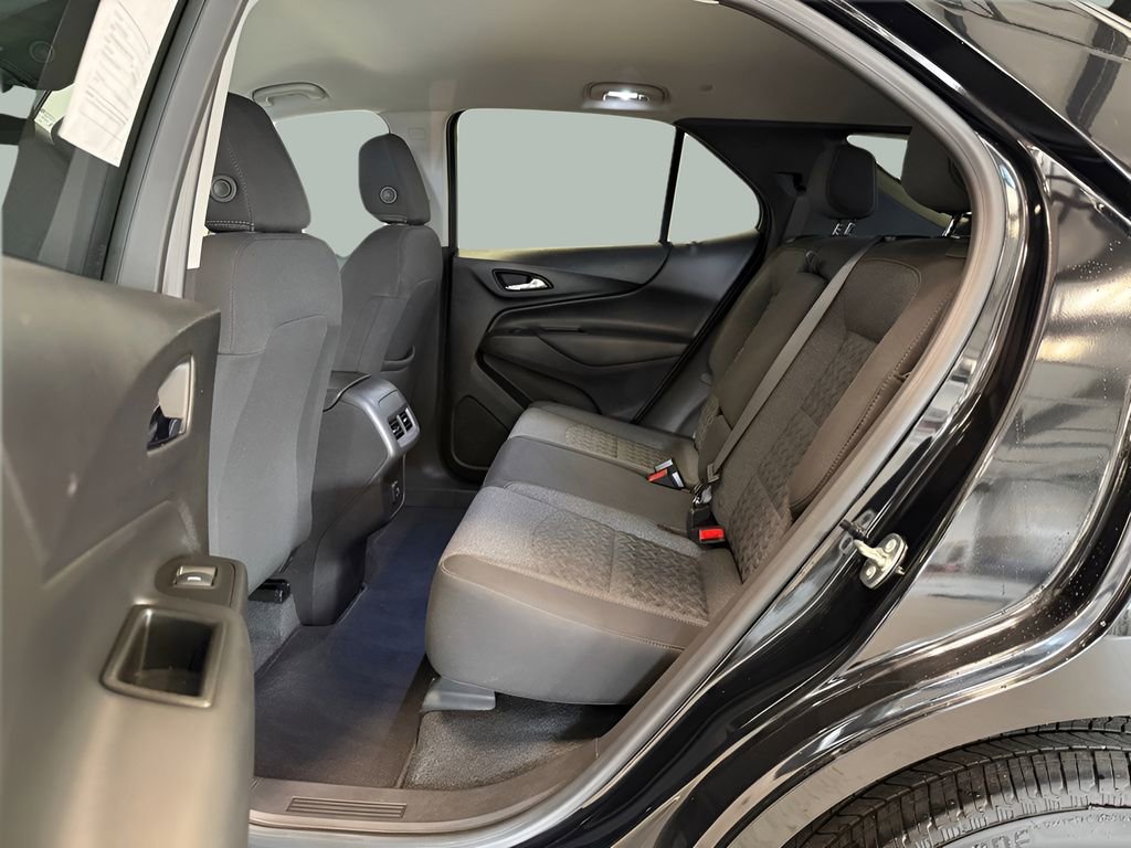 Used 2024 Chevrolet Equinox LT image 32