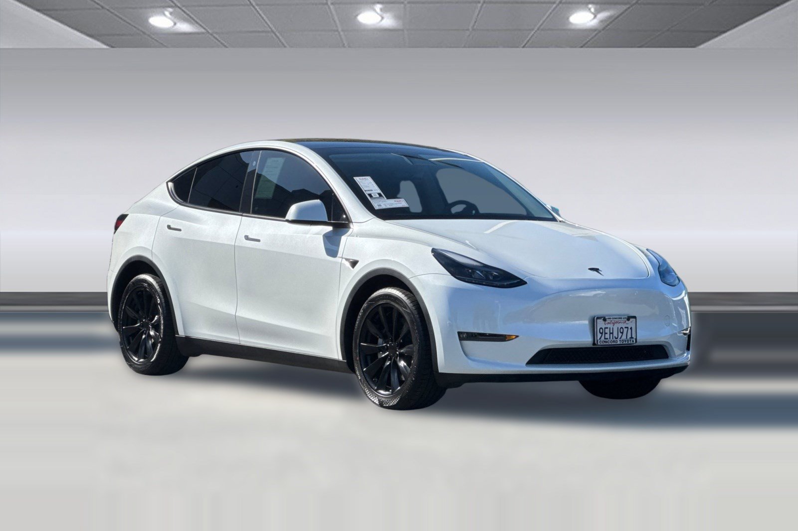 Used 2023 Tesla Model Y Long Range AWD/4WD image 7