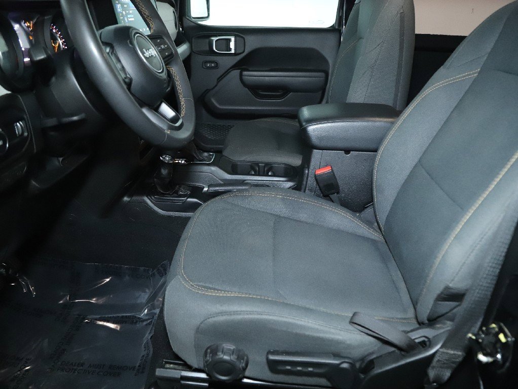Used 2024 Jeep Wrangler Sport S image 16
