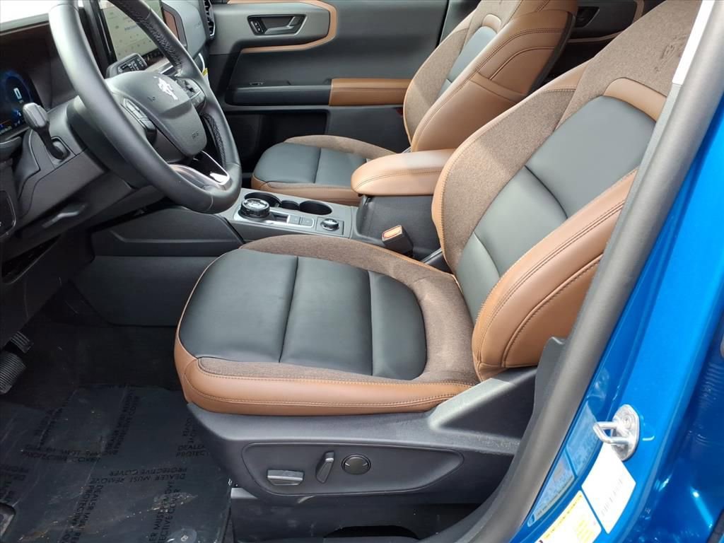 Certified 2025 Ford Bronco Sport Outer Banks w/ Outer Banks Tech Package+ image 15