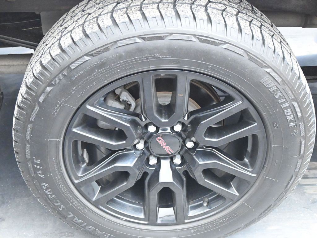 Used 2020 GMC Sierra 1500 Elevation w/ Elevation Value Package image 12