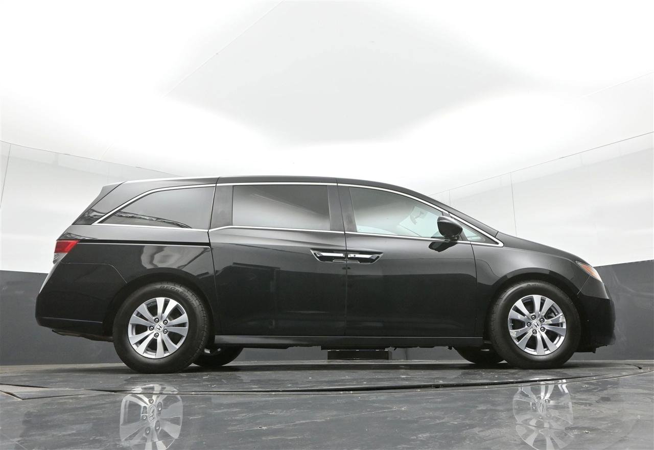 Used 2015 Honda Odyssey EX image 32