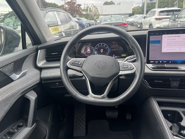 Used 2026 Volkswagen Tiguan S AWD/4WD image 11