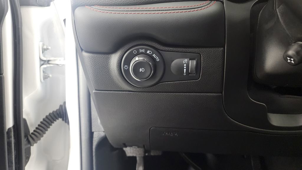 Used 2023 Dodge Durango GT image 16