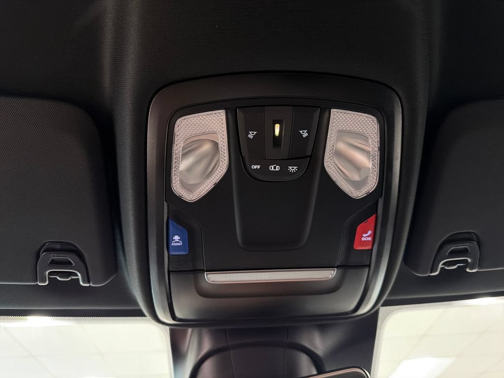 New 2026 RAM 5500 Tradesman AWD/4WD image 17