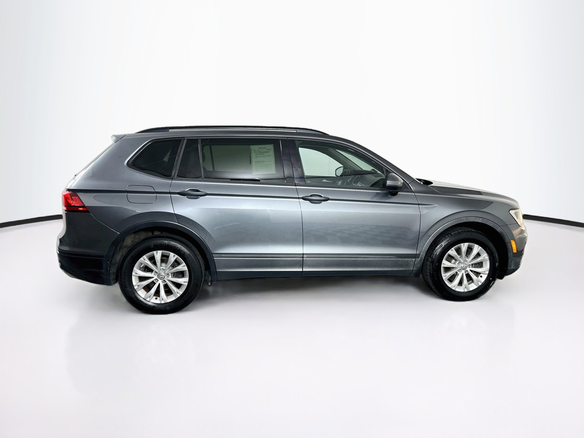 Used 2018 Volkswagen Tiguan S FWD image 10