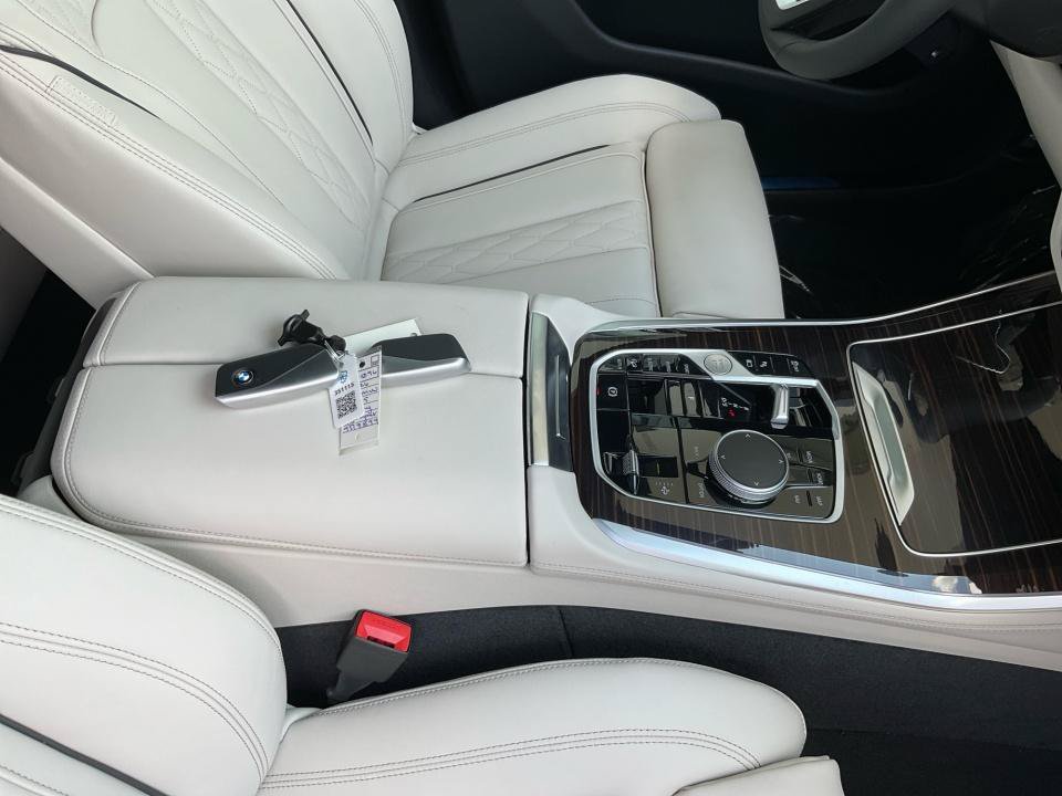 New 2026 BMW X5 xDrive50e AWD/4WD image 34