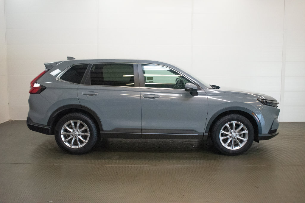 Used 2024 Honda CR-V EX image 3
