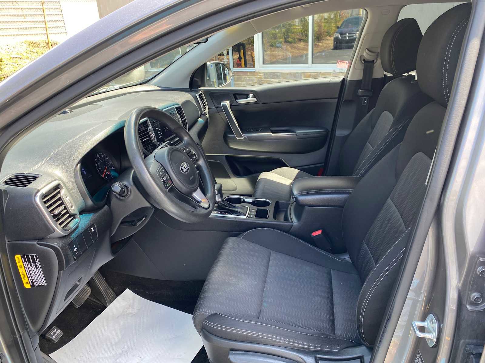 Used 2019 Kia Sportage LX AWD/4WD image 9