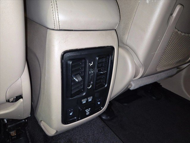 Used 2018 Jeep Grand Cherokee Limited w/ Luxury Group II AWD/4WD image 17