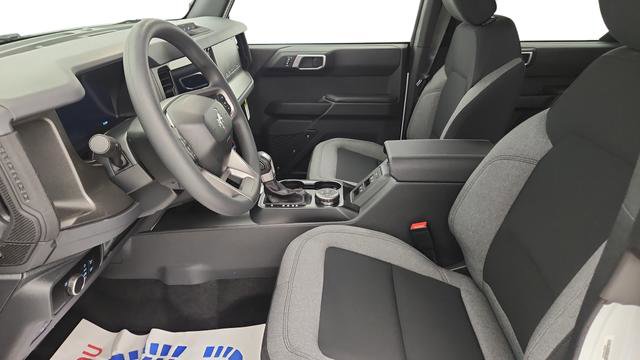 New 2025 Ford Bronco 4-Door image 11