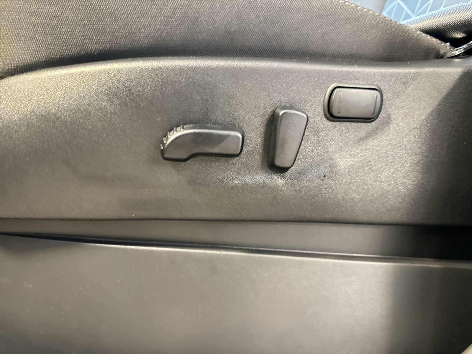 New 2026 Nissan Frontier SV w/ SV Convenience Package image 21