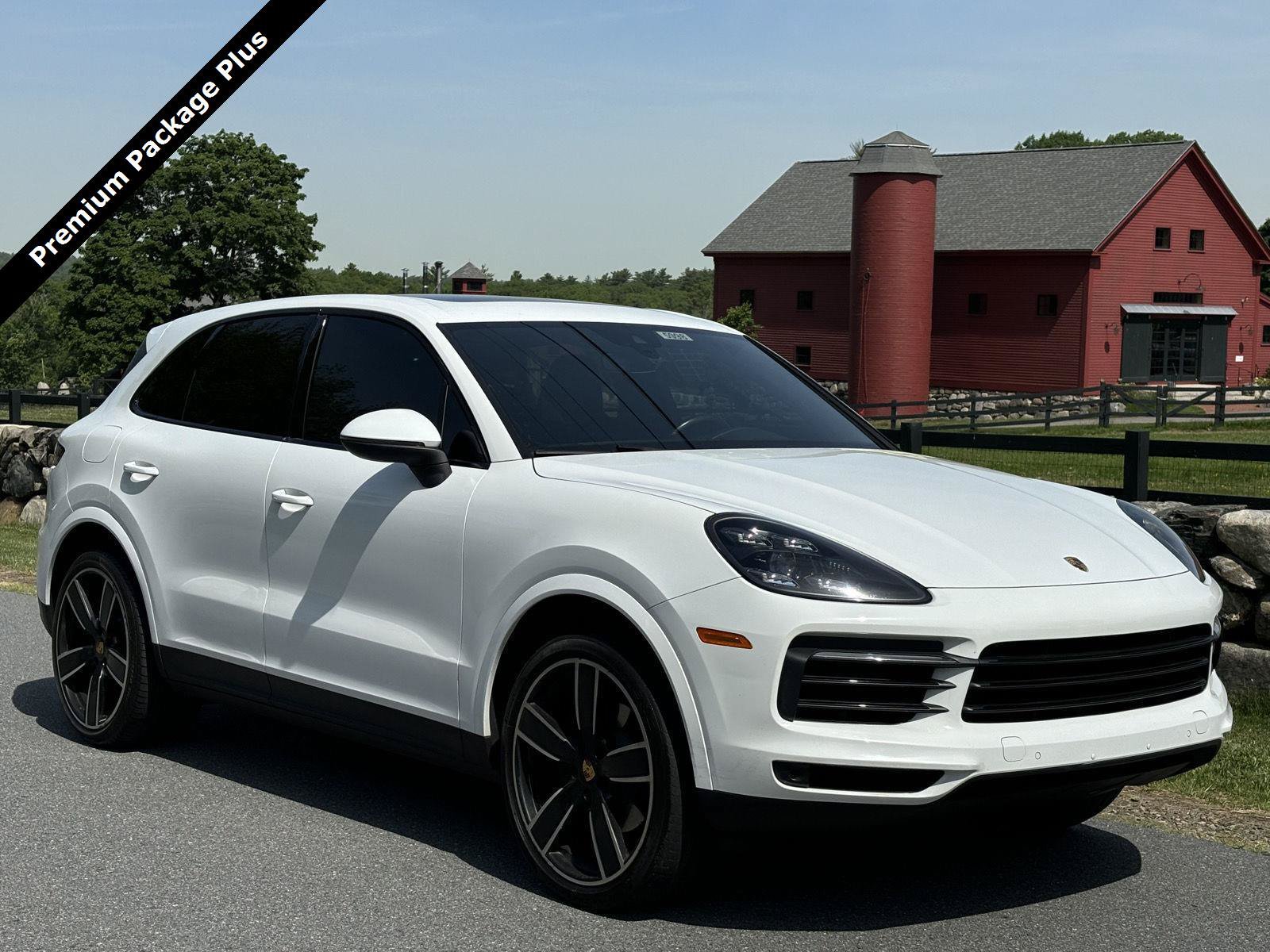 Used 2019 Porsche Cayenne w/ Premium Plus Package AWD/4WD image 1