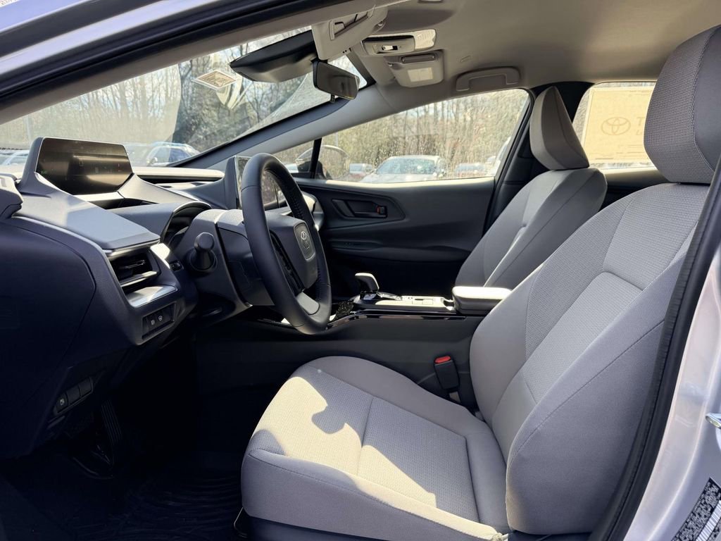 Used 2026 Toyota Prius LE image 17