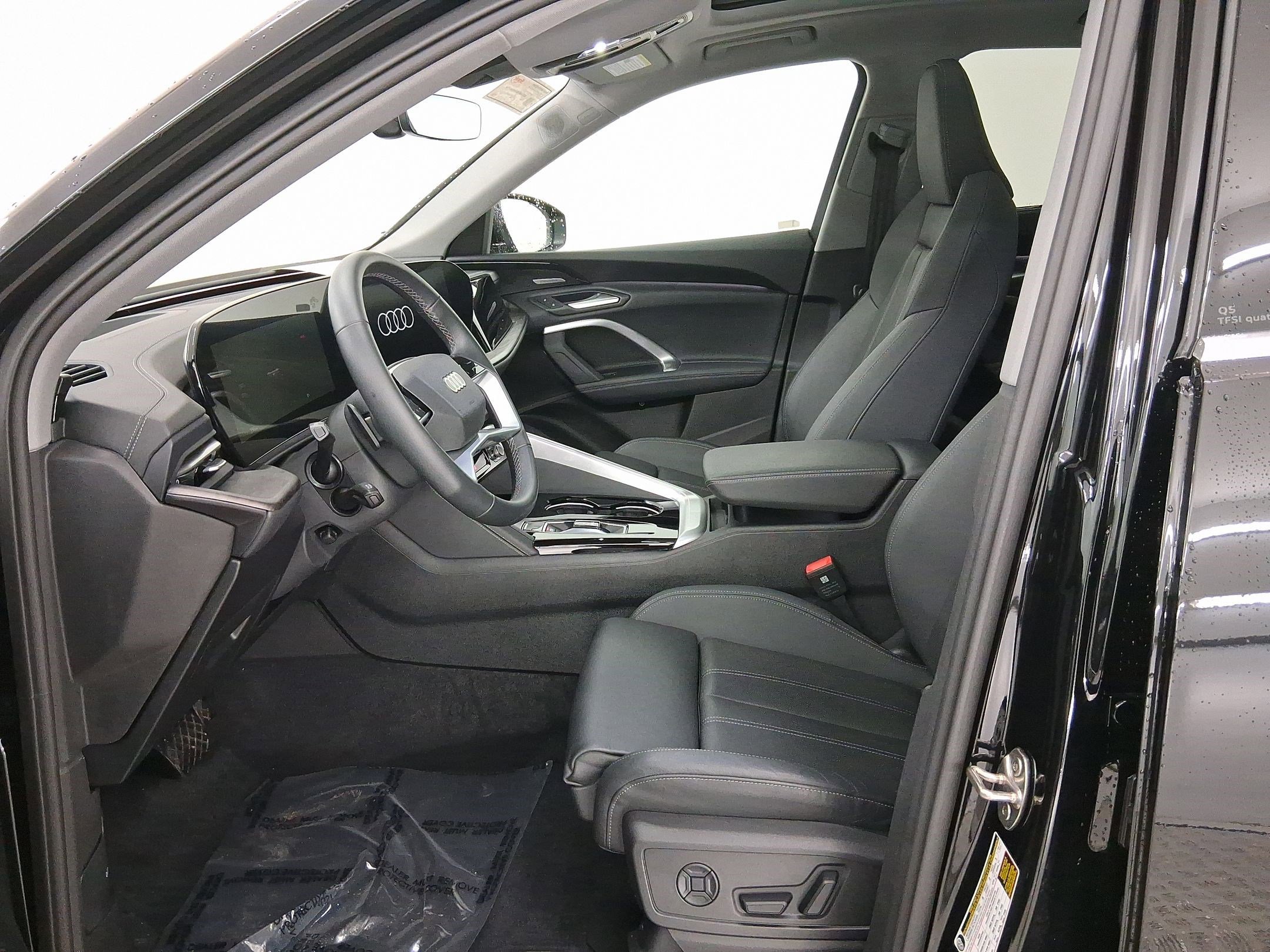 Certified 2025 Audi Q5 Premium Plus w/ Premium Plus image 5