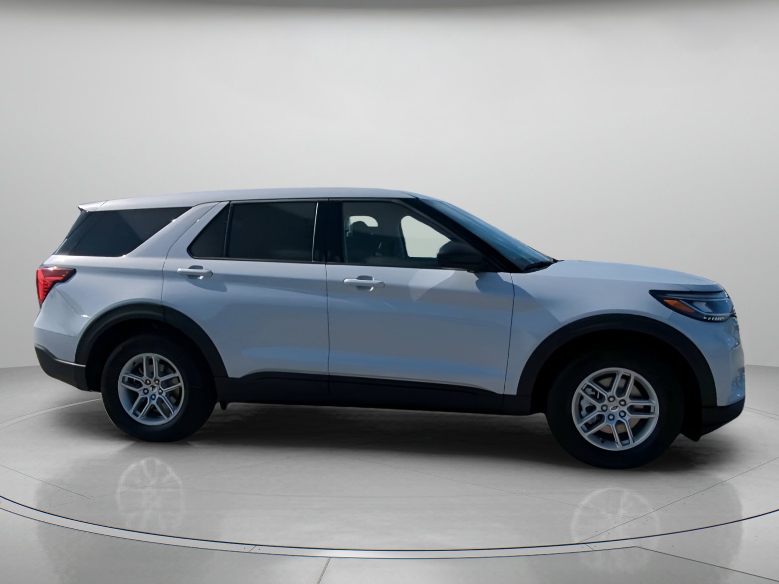 New 2026 Ford Explorer Active RWD image 36