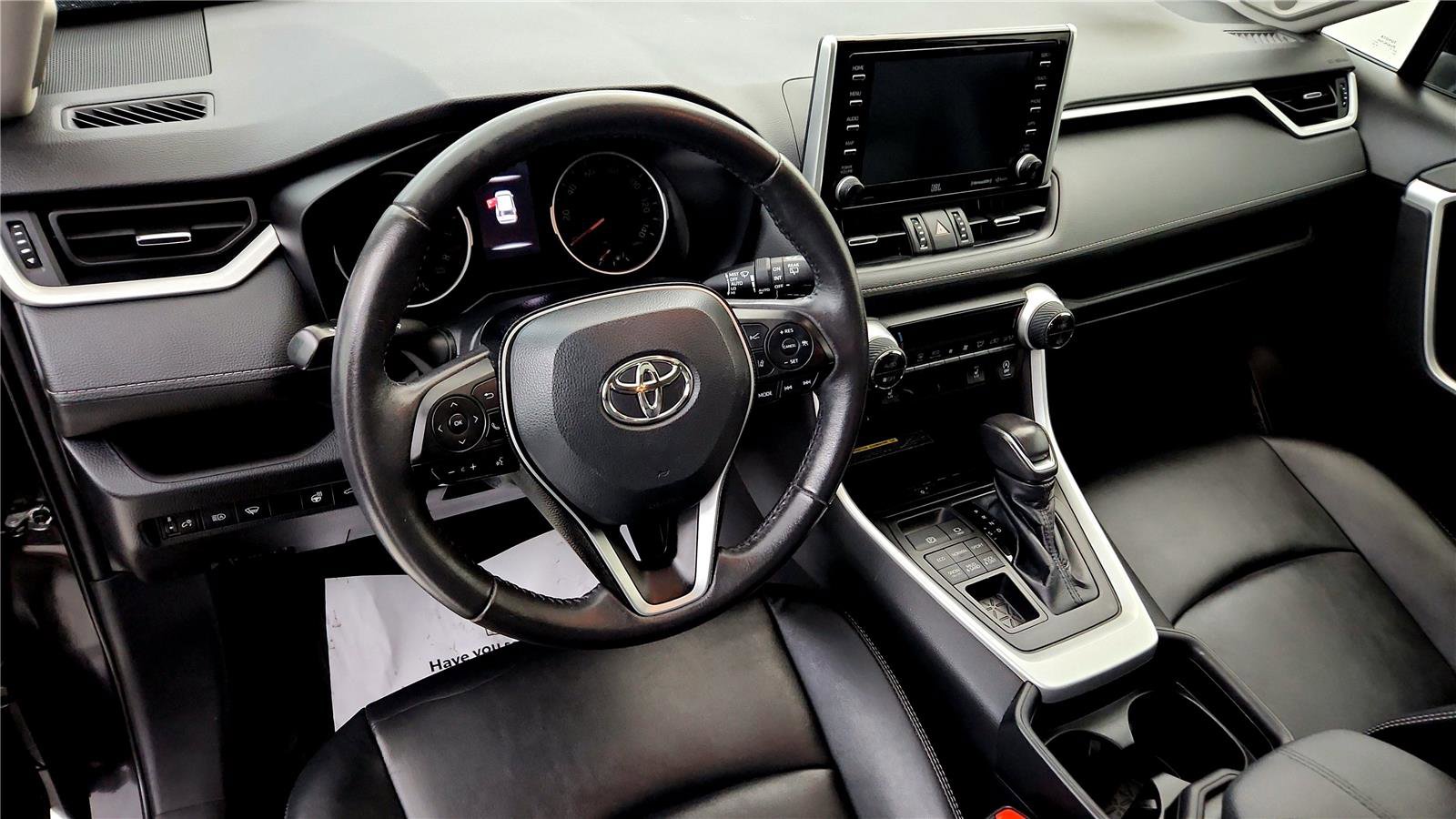 Used 2021 Toyota RAV4 XLE Premium AWD/4WD image 24