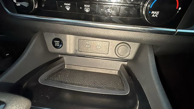 Used 2024 Nissan Rogue S image 23