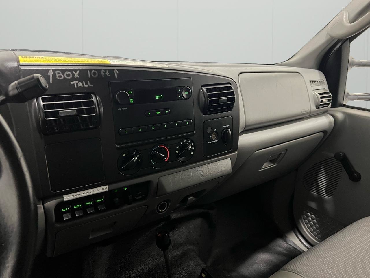 Used 2007 Ford F450 2WD Regular Cab Super Duty image 27