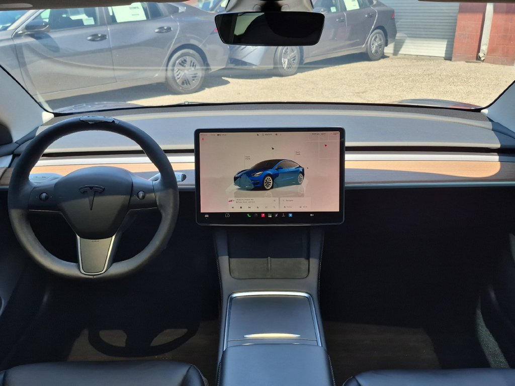 Used 2023 Tesla Model 3 Standard Range RWD image 26
