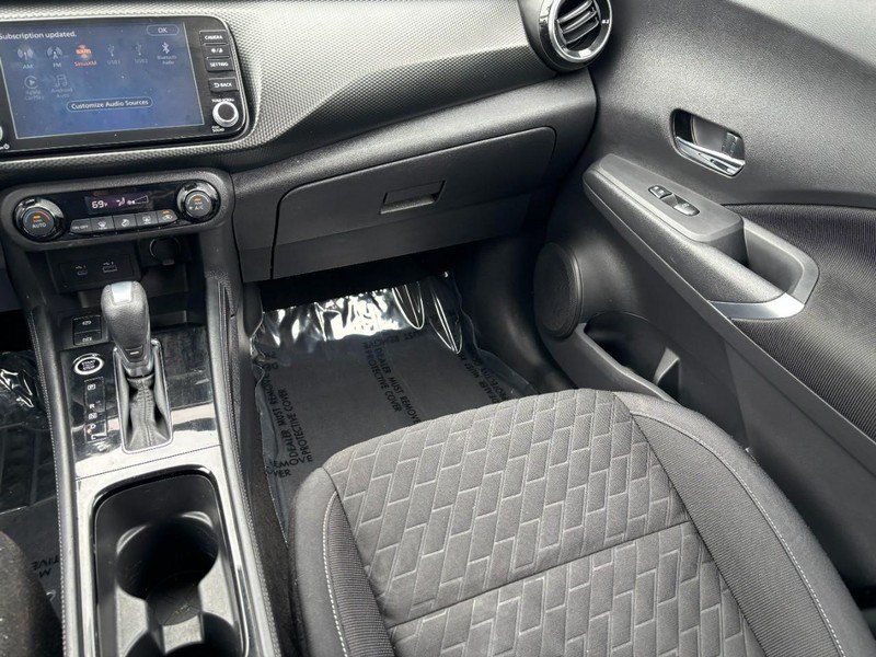Used 2022 Nissan Kicks SV FWD image 16