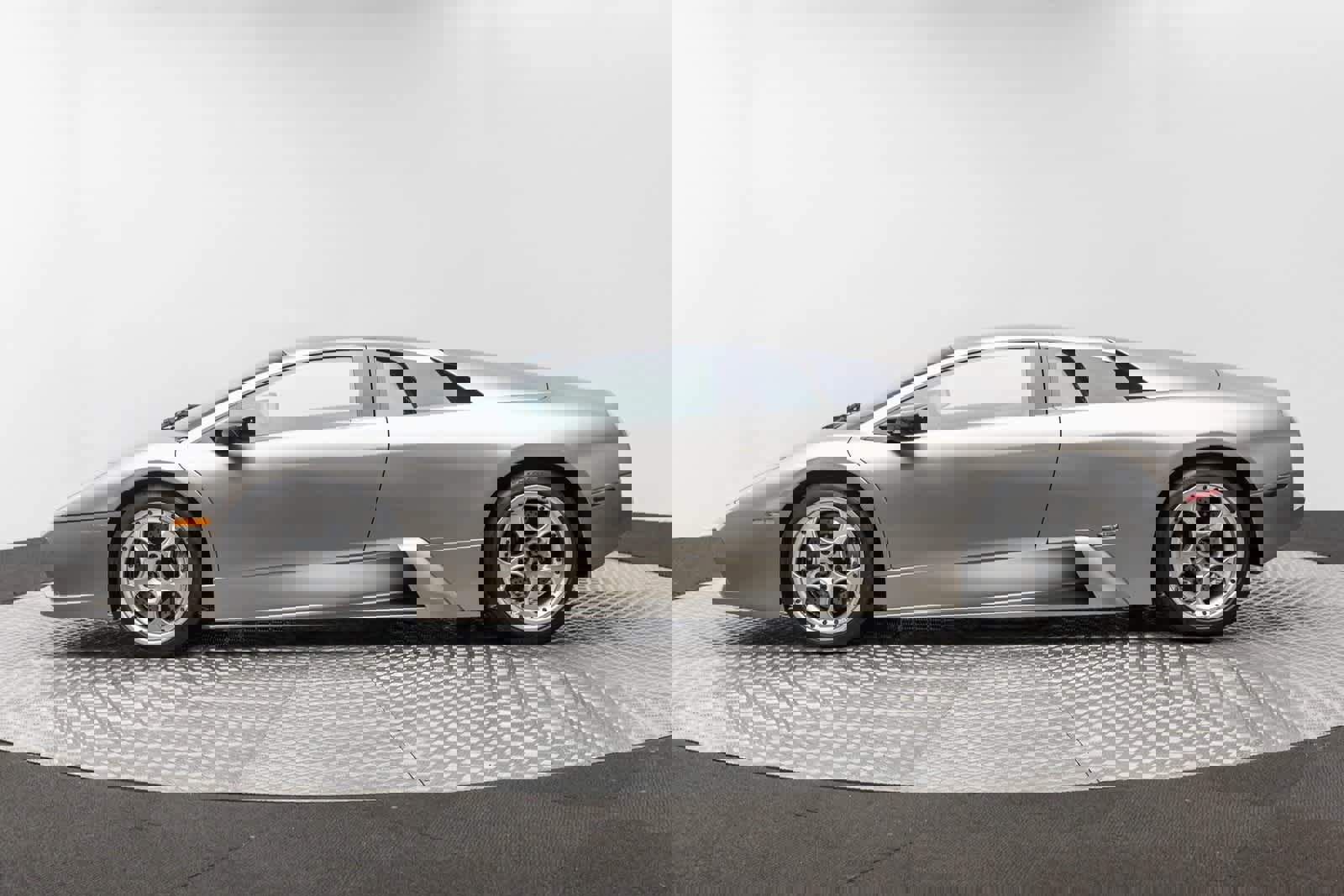 Used 2003 Lamborghini Murcielago Coupe image 3