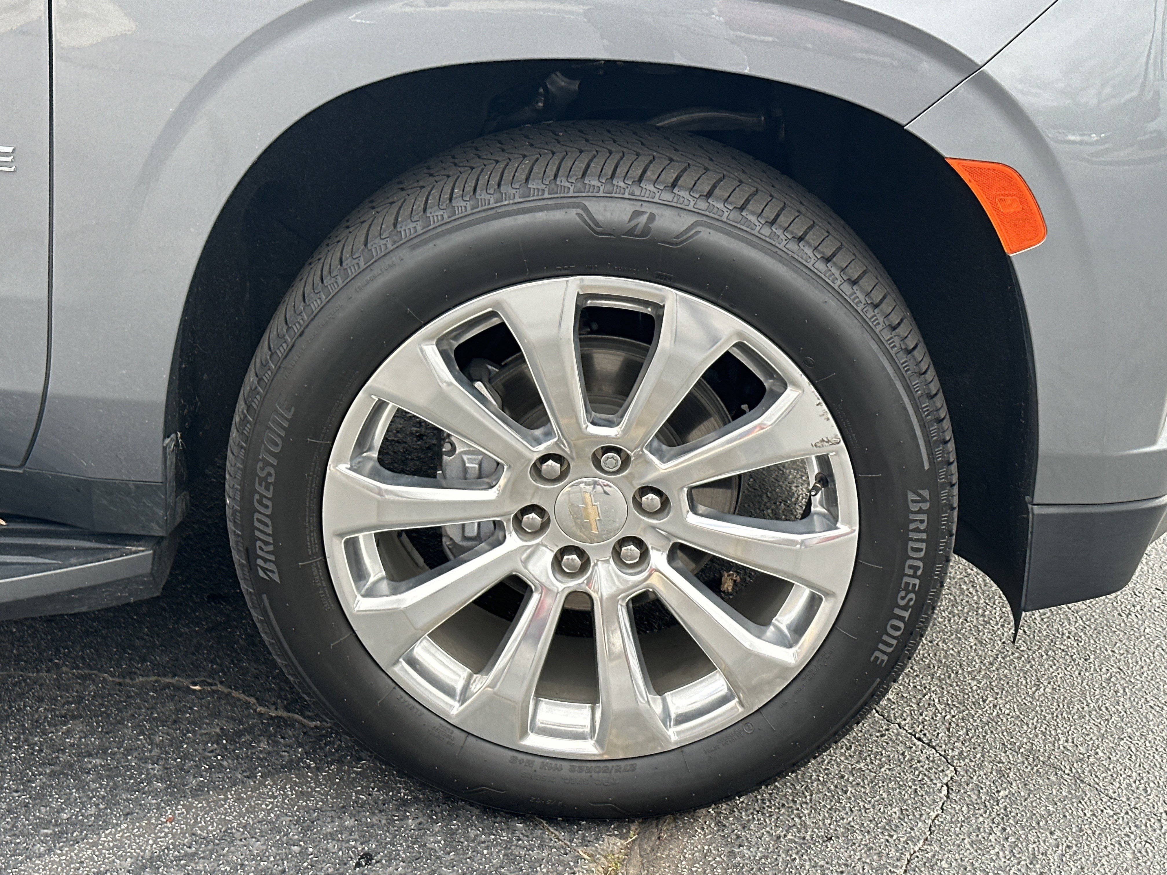 Used 2021 Chevrolet Tahoe Premier w/ Premium Package image 15