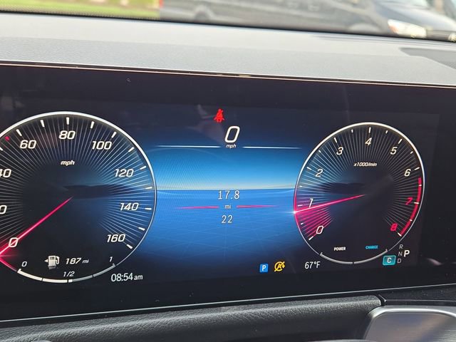 New 2026 Mercedes-Benz GLB 250 4MATIC image 9