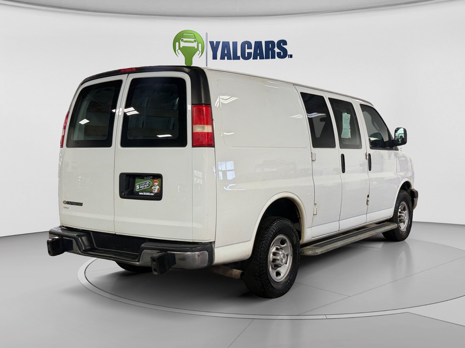 Used 2020 Chevrolet Express 2500 w/ Driver Convenience Package RWD image 5