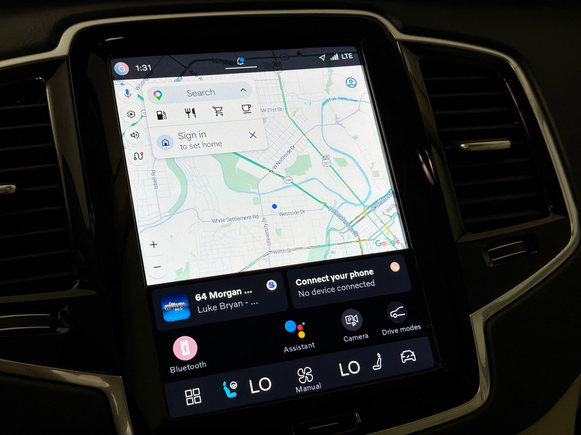 Certified 2024 Volvo XC90 B6 Ultimate w/ Protection Package Premier AWD/4WD image 13