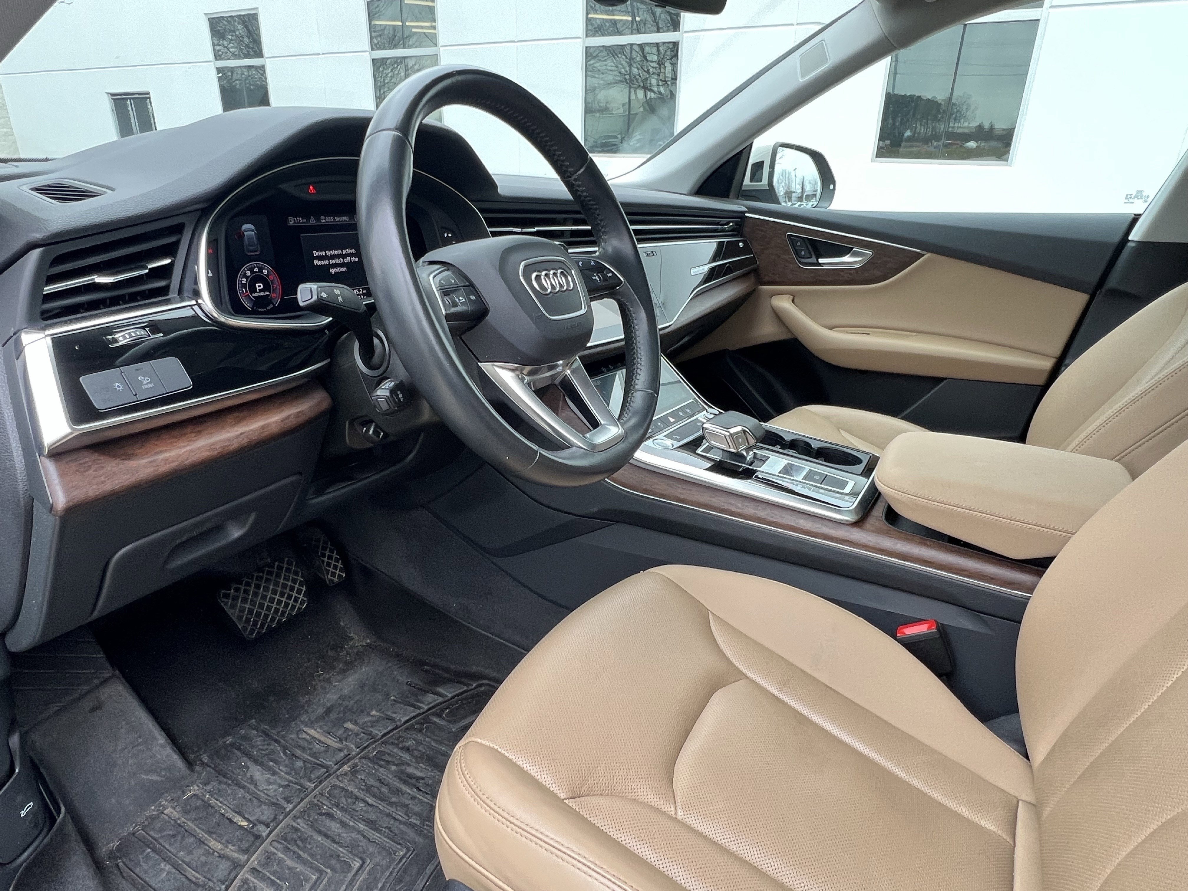 Used 2020 Audi Q8 Premium Plus w/ Premium Plus Package image 17