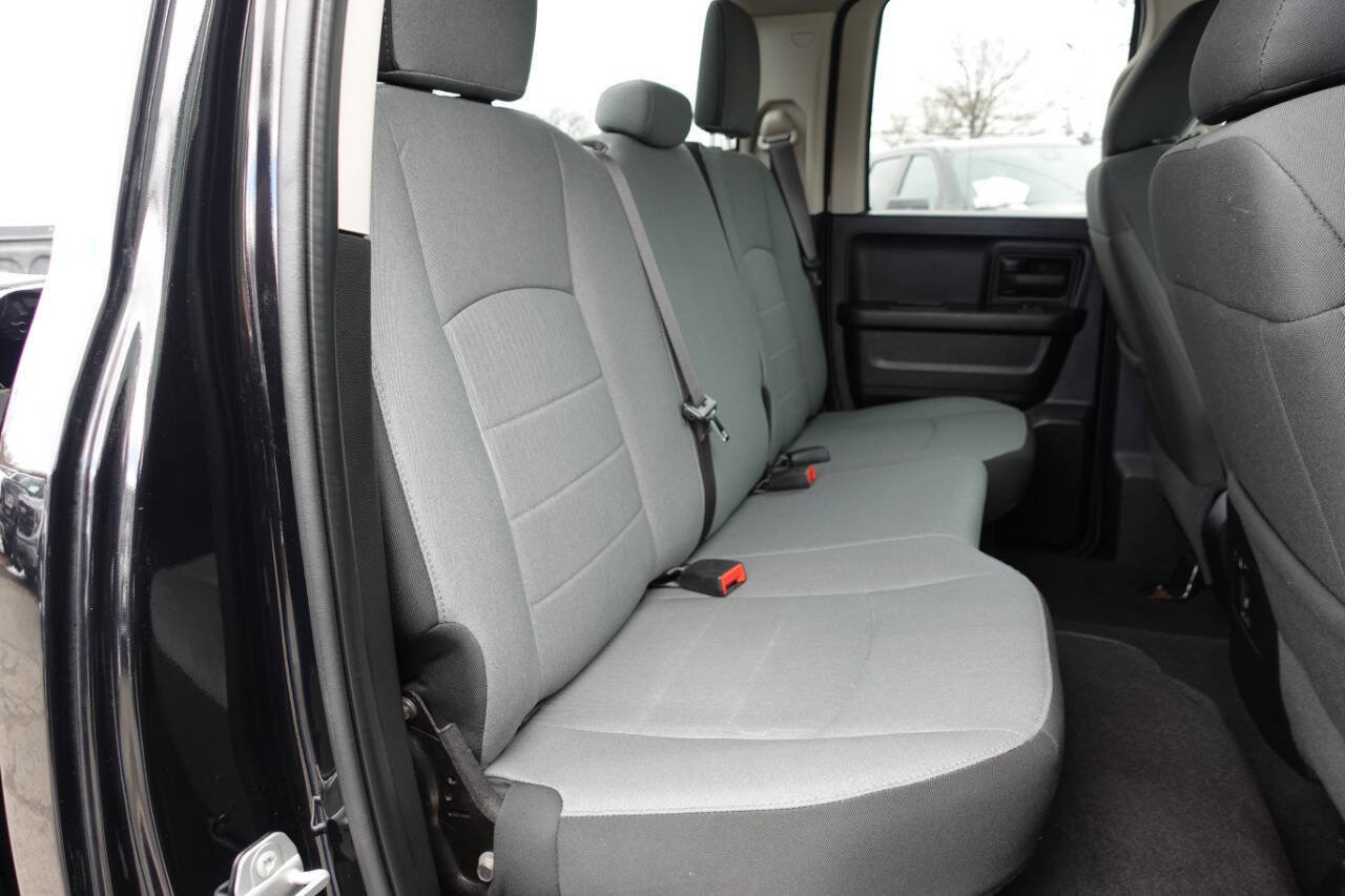 Used 2022 RAM 1500 Express w/ Wheel & Sound Group image 25