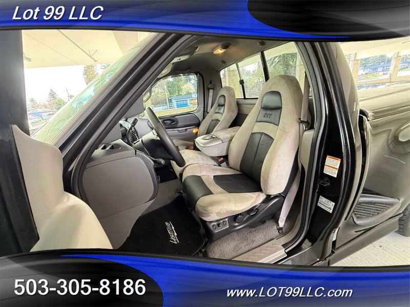 Used 2001 Ford F150 Lightning RWD image 13