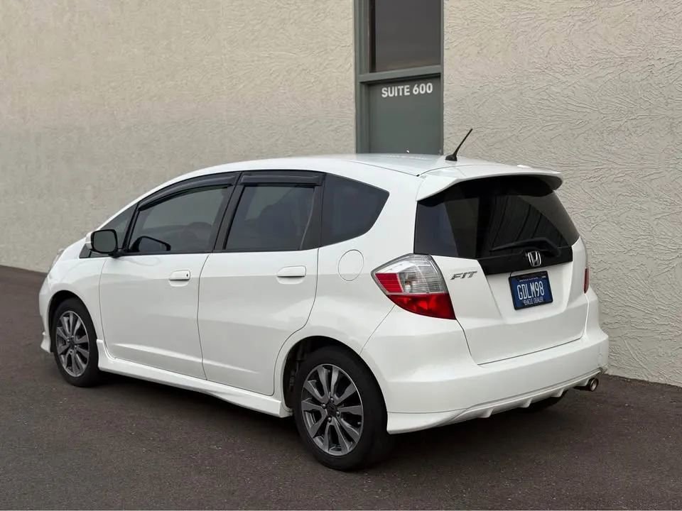 Used 2013 Honda Fit Sport image 3