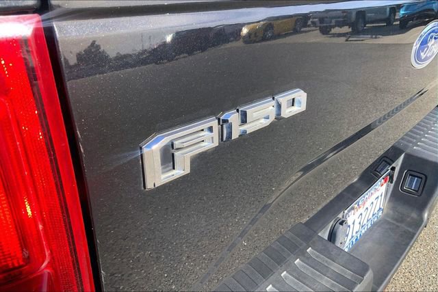 Used 2015 Ford F150 Lariat w/ Equipment Group 502A Luxury image 8