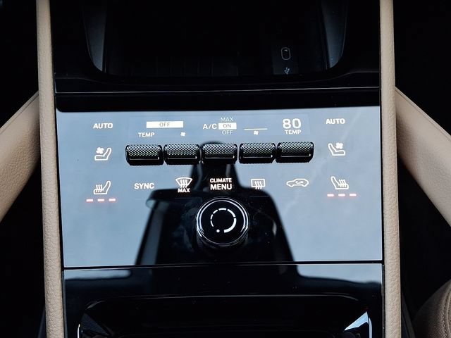 Certified 2026 Porsche Cayenne E-Hybrid Coupe AWD/4WD image 17