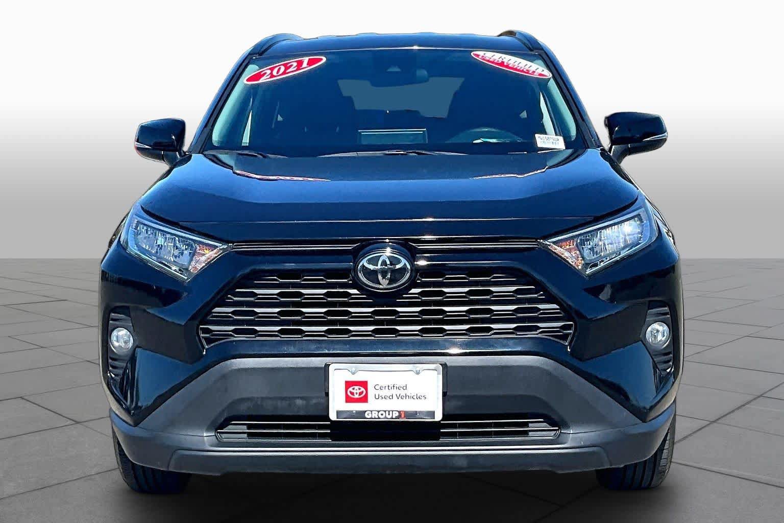 Certified 2021 Toyota RAV4 XLE AWD/4WD image 3