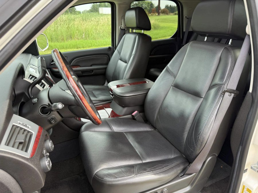 Used 2009 Cadillac Escalade Hybrid image 38