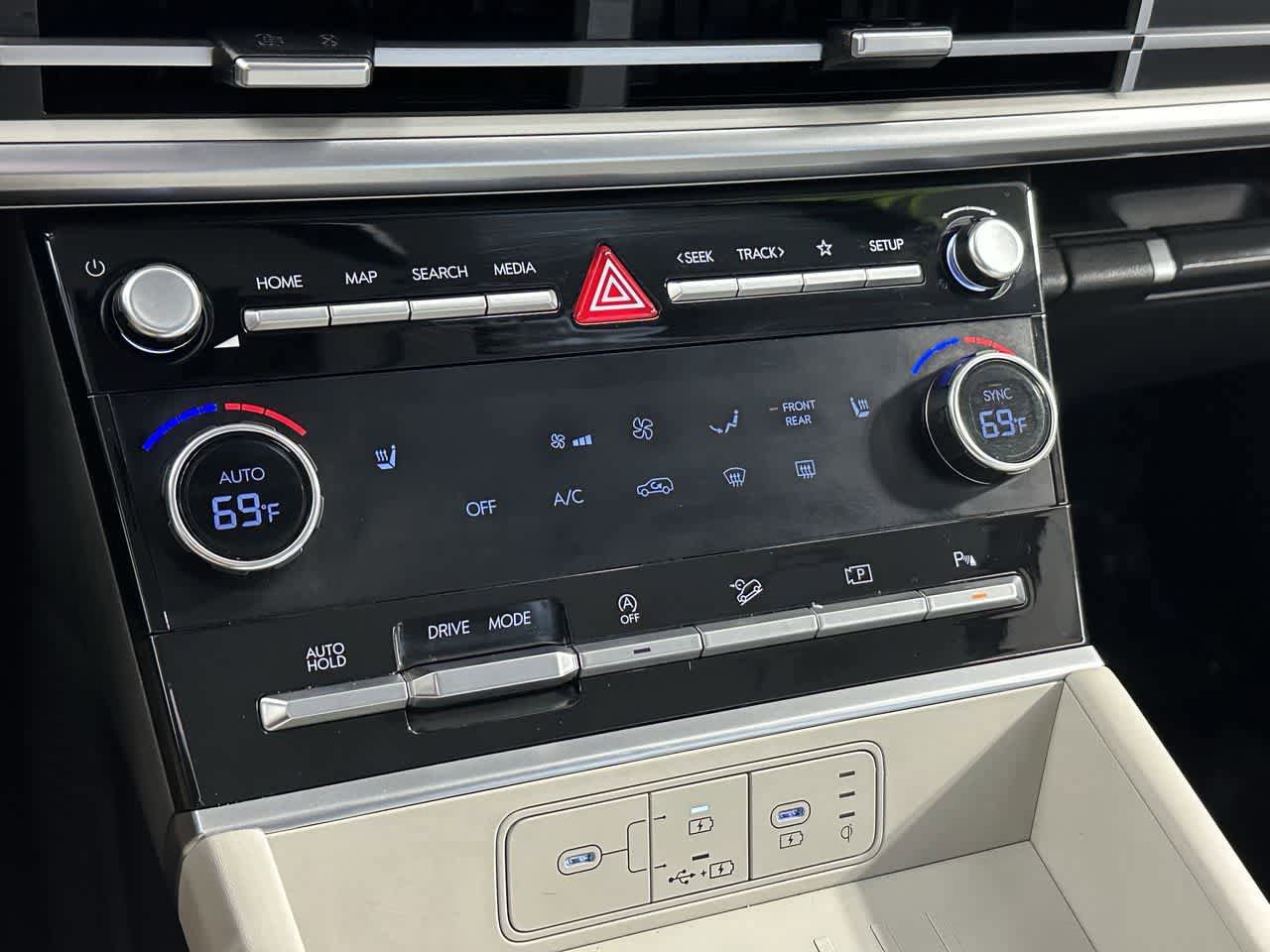 Used 2024 Hyundai Santa Fe SEL FWD image 21