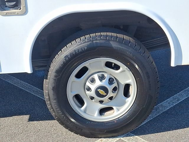 Used 2023 Chevrolet Silverado 2500 W/T w/ WT Convenience Package RWD image 27