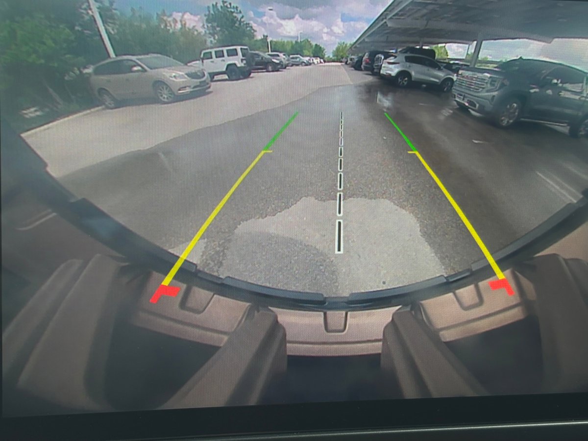 Used 2024 Jeep Wrangler Sport S image 9