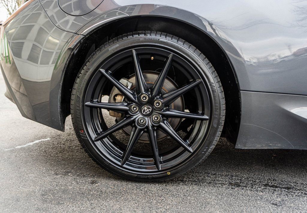 Used 2023 Toyota GR86 Premium w/ ALL Weather Mat Package (TMS) image 31